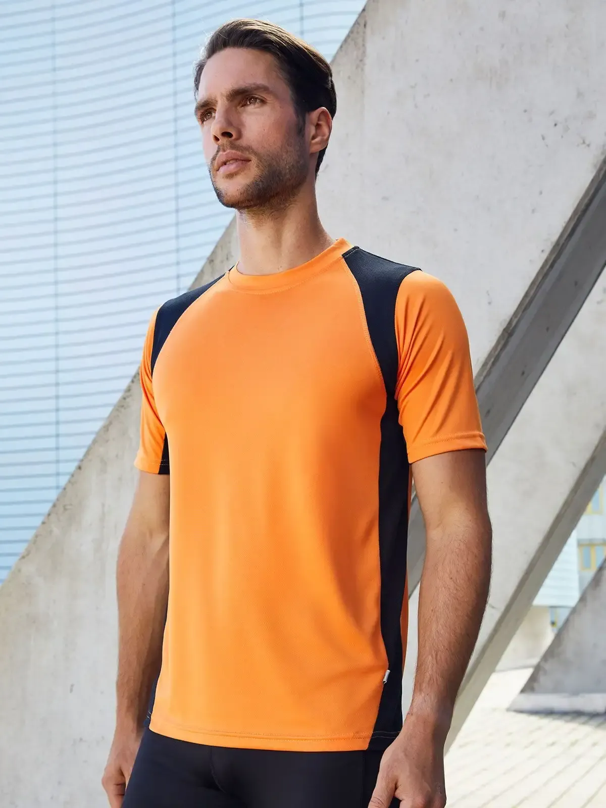 Maglietta sportiva da uomo da corsa e confortevole da indossare - James & Nicholson - JN306