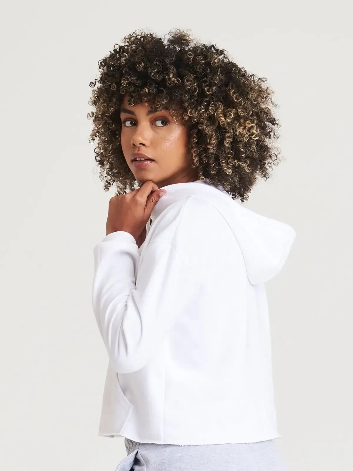 Felpa da donna con cappuccio dal taglio corto e tasca - Awdis Just Hoods - JH016