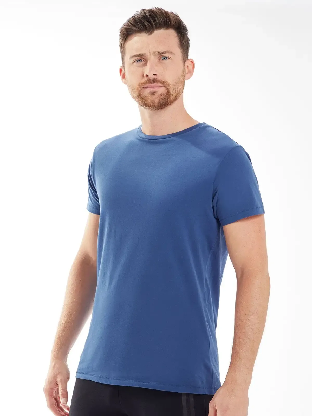 Maglietta da uomo a girocollo e maniche corte con orli - Mantis - MAM68