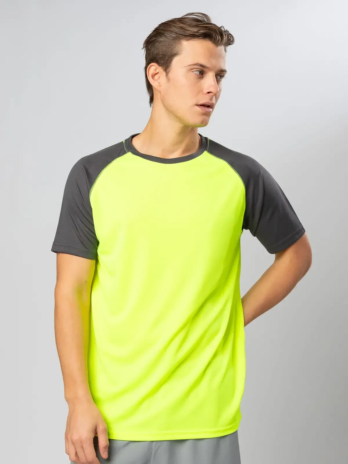 T-shirt Trail a maniche corte raglan e girocollo a contrasto - Sprintex - SP102