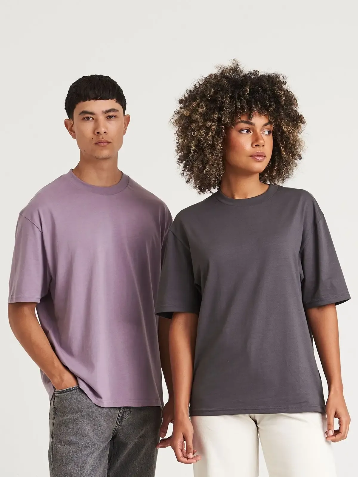 T-shirt a girocollo oversize con girocollo a costine e cuciture laterali, - Awdis Just Ts - JT009