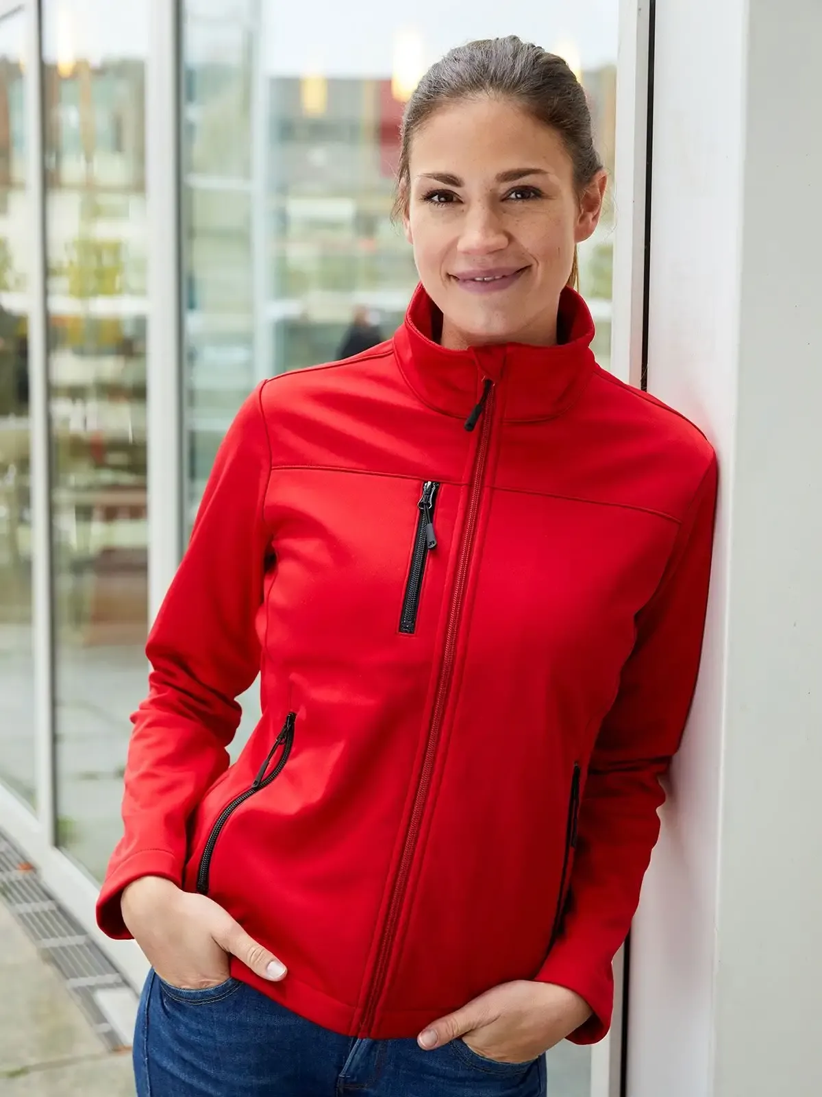 Giacca softshell da donna dal taglio sportivo - James & Nicholson - JN1171
