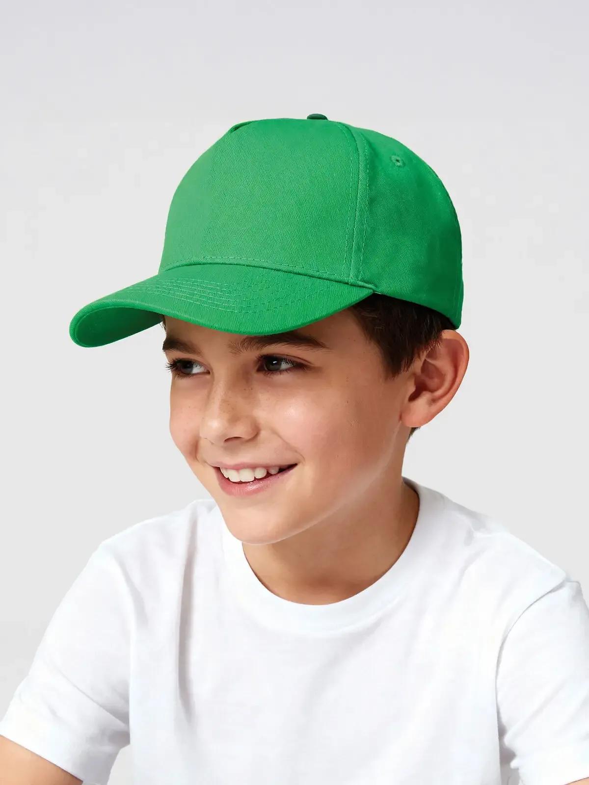 Cappellino da bambino a 5 pannelli con chiusura in velcro - Bs - BSK600
