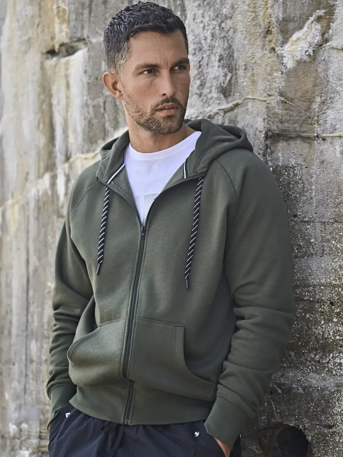 Felpa a zip intera con cappuccio con cordoncino in contrasto - Tee Jays - TJ5435